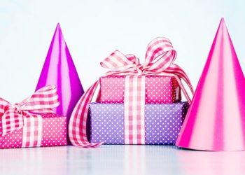 10 Ultimate 30th Birthday Gift Ideas For Your Girlfriend