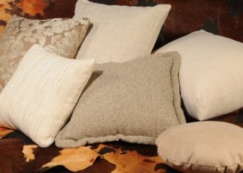 How to Use a Meditation Cushion