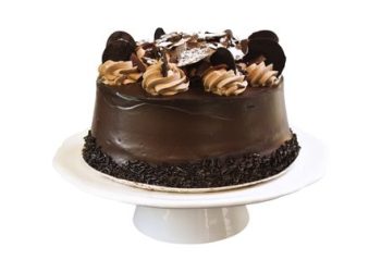 How to Make a Decadent Chocolate Cake for a Special Evening
